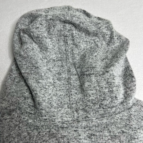 Lemon Tart Womens Small Gray Super Soft Lightweight Comfy Knit Hoodie - Picture 7 of 11